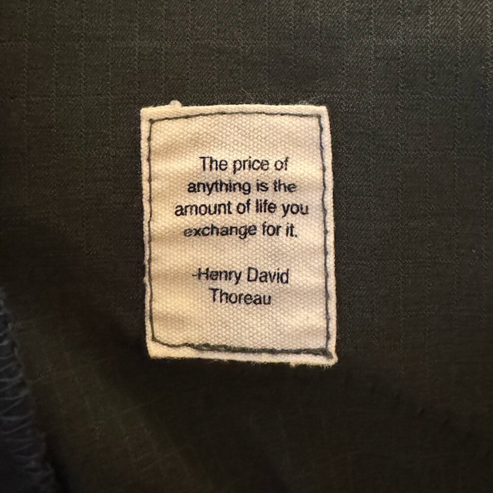 Vuori Lightweight Hooded Performance Shell | Size… - image 6